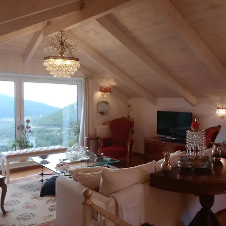 Holiday home Penelope *